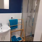 Hola *